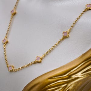 14K Gold Pink Clover Charm Necklace, Handmade Four Leaf Enamel Motifs Dainty Link Chain, Elegant Fine Jewelry Gift for Her, Womens Gift