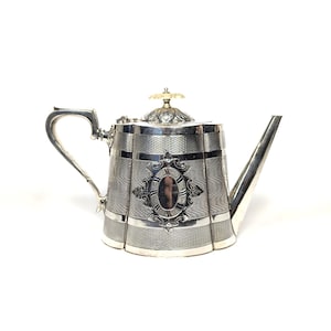 Silver-Plated Teapot – Ornate Victorian Design
