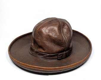 Vintage XS Leather Safari Hat