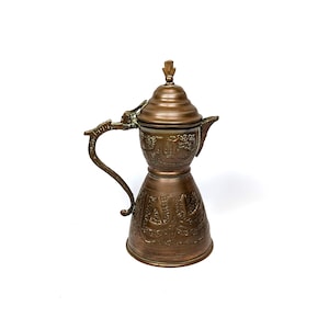 Vintage Copper Dallah Coffee Pot