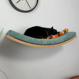 Floating Cat Shelf – Wall-Mounted Perch for Climbing & Lounging | Cat Wall Furniture | Modern Kitty Shelf SH-W-A60