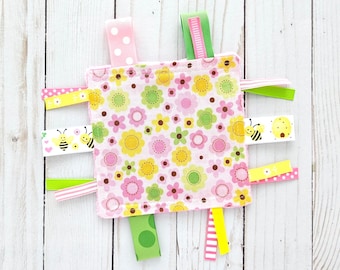 Pink Daisy Baby Crinkle Toy: Sensory Ribbon Crinkle