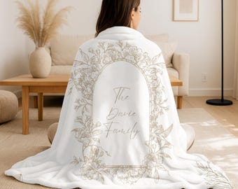 Gepersonaliseerde deken met toile-monogram, achternaam bloemen plaid voor bank, aangepaste familienaam plaid, Valentijnsdag cadeau, huwelijksverjaardag cadeau