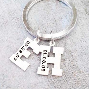 Llavero de iniciales personalizado en plata de ley Llavero con letras en plata de ley Llavero con fecha de nacimiento en plata de ley Niños Madre Bebé