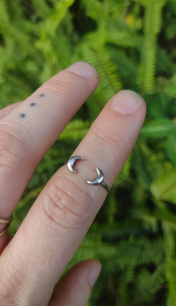 sterling silver open DOUBLE MOON RING vintage boh… - image 1