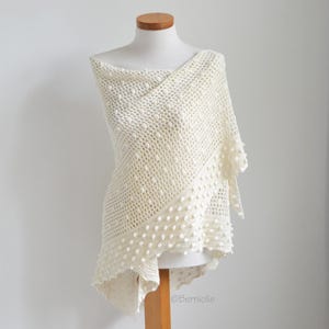 Crochet shawl pattern - BRIONY, lace textured wrap scarf, triangle shawl scarf, INSTANT DOWNLOAD, pdf