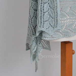 Knitting shawl pattern - THYRZA, INSTANT DOWNLOAD, pdf
