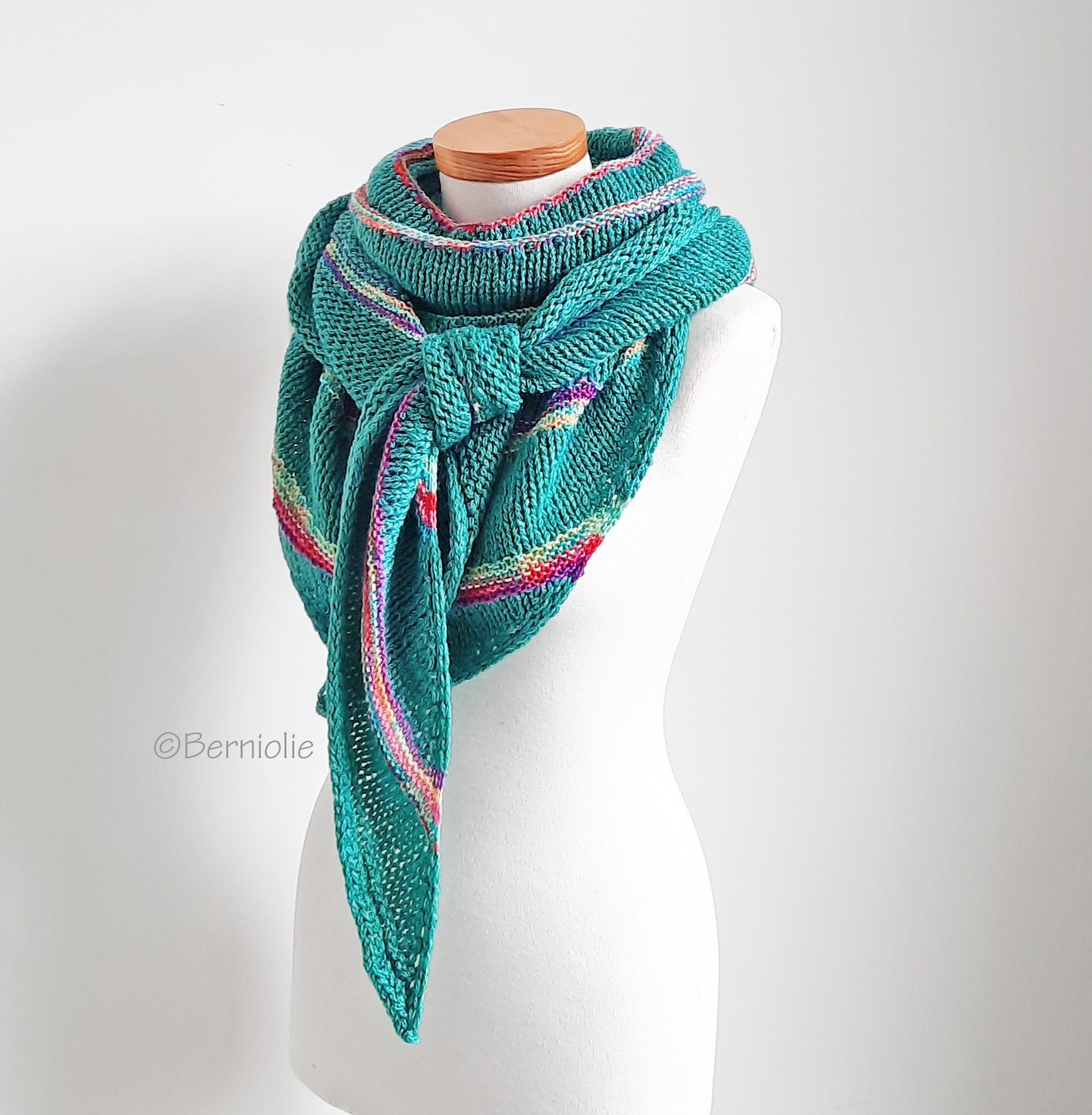 Knitted Striped Triangle Shawl Pattern – MEMORY, Wrap (PDF Pattern) - Etsy