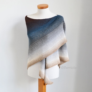 Knitted shawl pattern - GRADIENT, knitted wrap, gradient triangle wrap, INSTANT DOWNLOAD, pdf