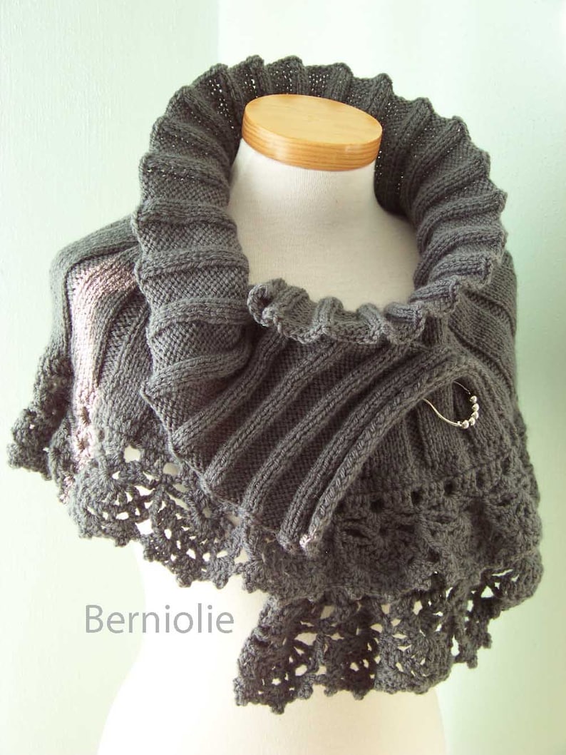 STELLA Knit & crochet capelet pattern pdf image 0