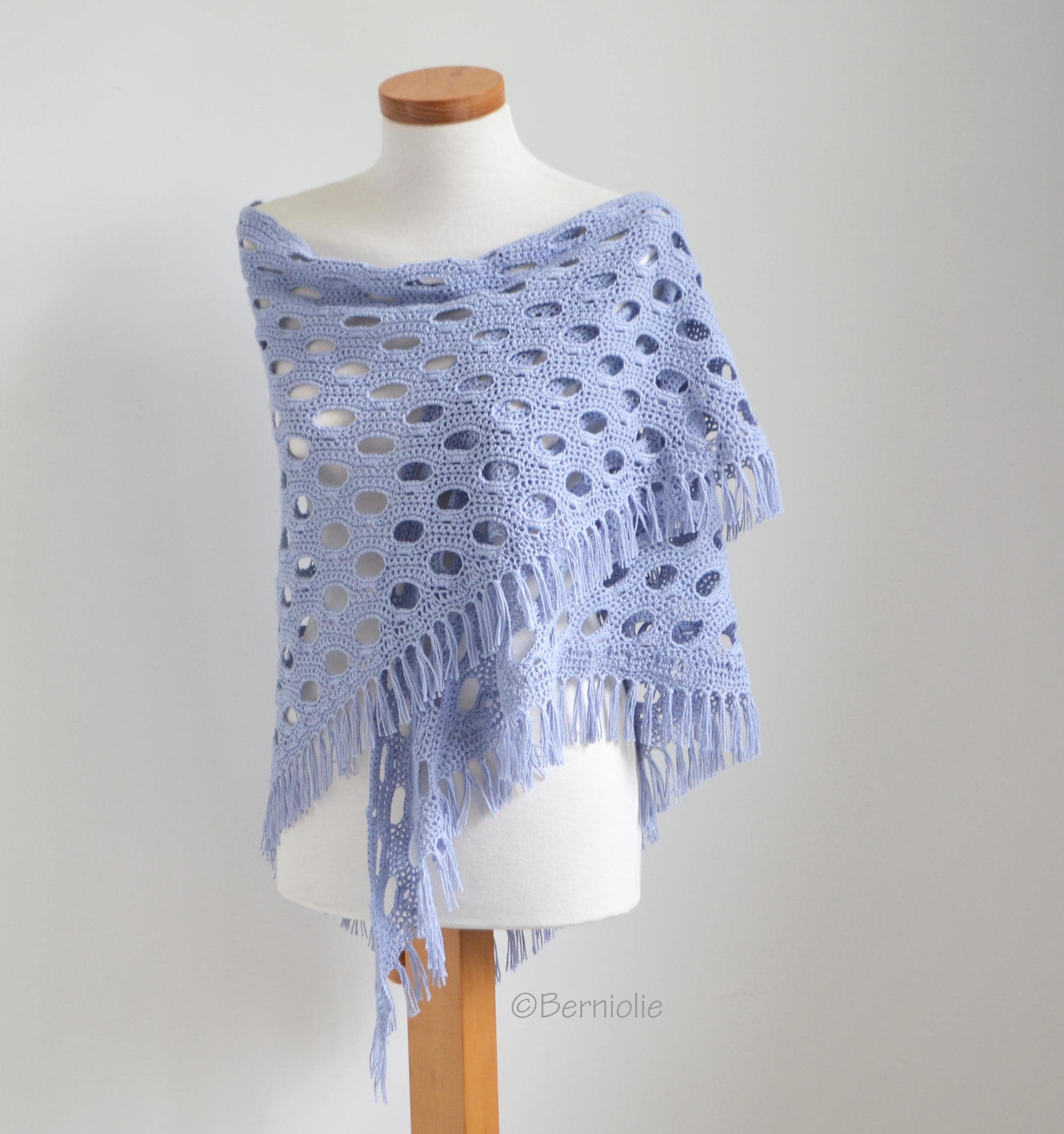 Crochet Shawl Pattern TOBY, Bottom up Crochet Wrap Triangle