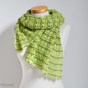 Crochet shawl pattern - ONARI, INSTANT DOWNLOAD, pdf