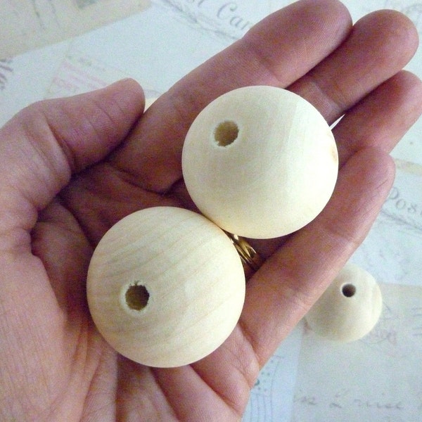 Large Round Wooden Beads - Natural - 35mm