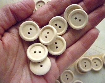 Three Quarter Inch (20mm) Wooden Buttons Round - Natural, Two Holes - Pack of 50