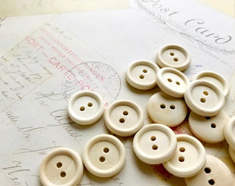 Round Wooden Buttons, 18mm - Natural