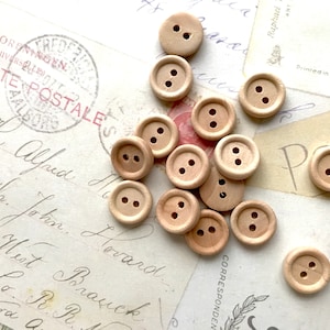 SMALL round natural wooden buttons - 13mm