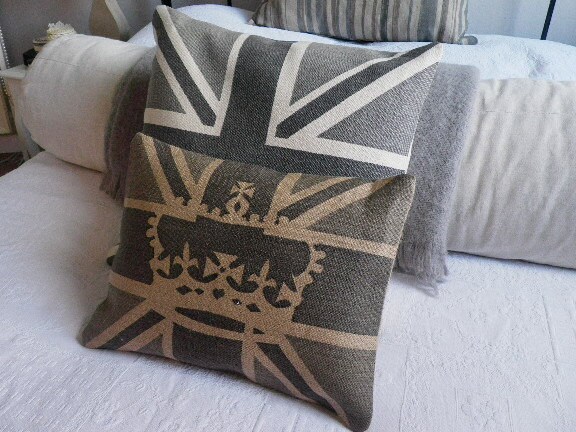 Grey union jack throw sale