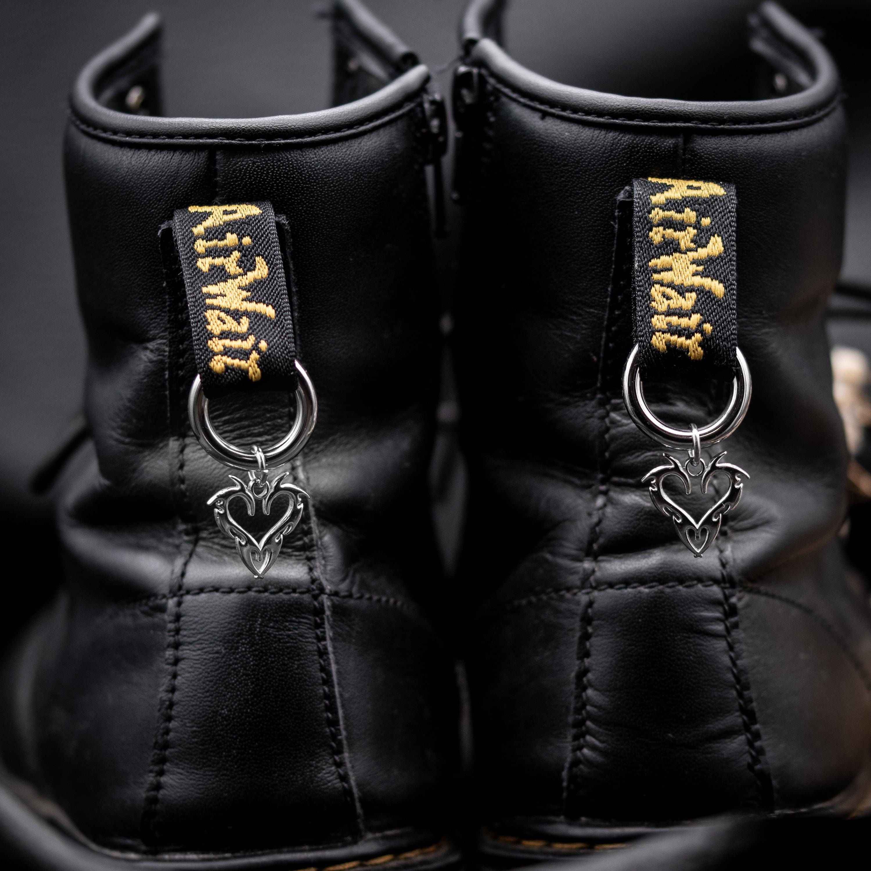 Doc marten charms - Etsy 日本