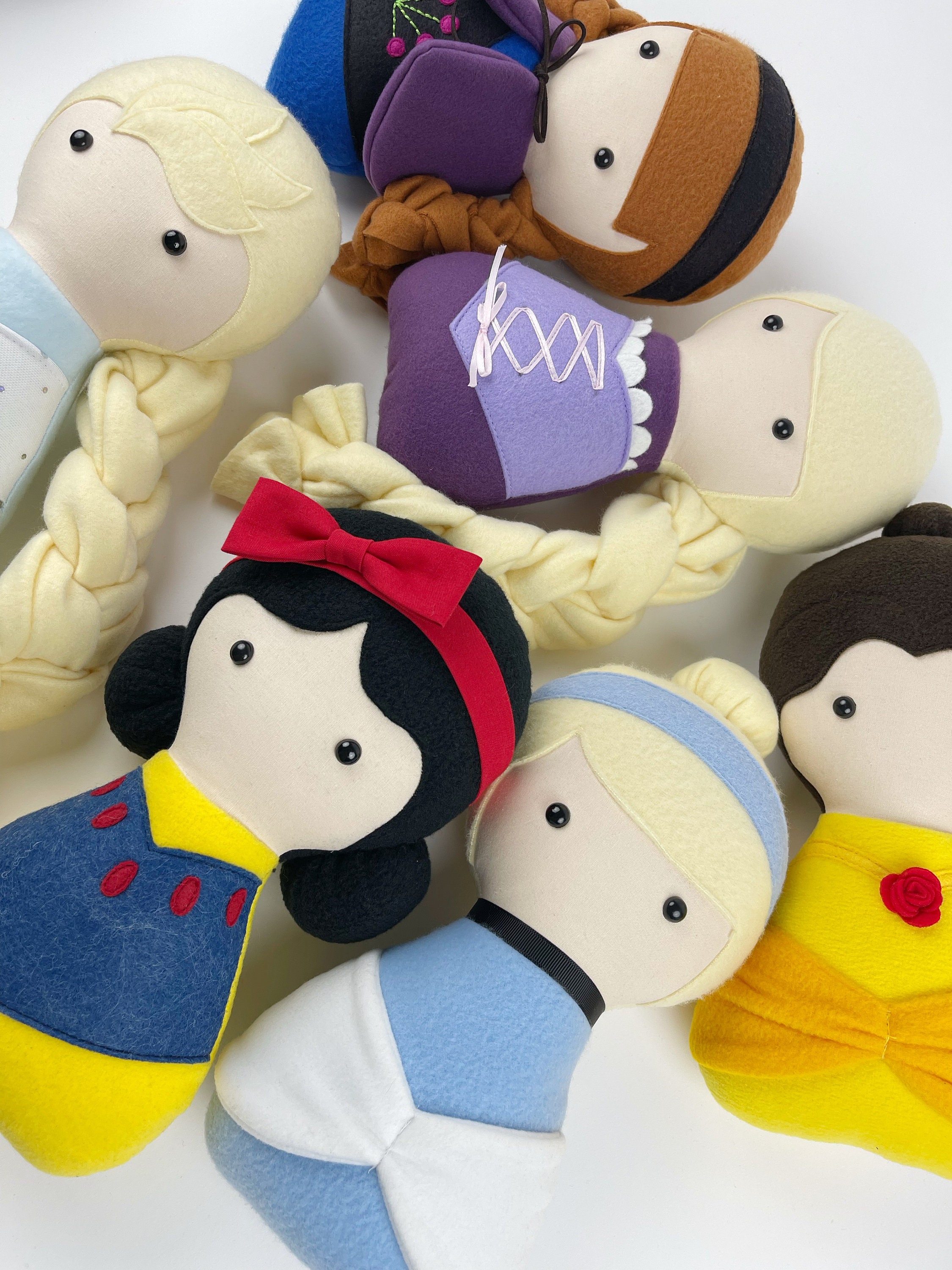 ハンドメイド フリースぬいぐるみ 手作りフリースアンナ人形、刺繍入りぬいぐるみラグドール、お子様への