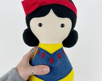 手作りフリースアンナ人形、刺繍入りぬいぐるみラグドール、お子様への