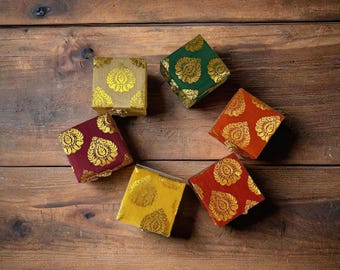 Pack of 100 Brocade Cash box Decorative gift box Wedding favor boxes Indian return gift Ethnic Wedding return gift Diwali gift