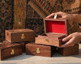 Pack of 100 Wooden Keepsake Box Hand-carved Storage Box Ethnic Wedding favor Boxes Wooden Gift Box Party favors gift Wedding return gifts