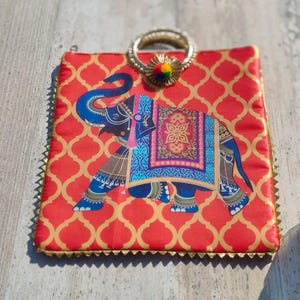 Pack of 100 Elephant Print Hand bag, Clutch purse Wedding favors gift Indian return gift, Party favors, Pooja return gift Diwali gift favors