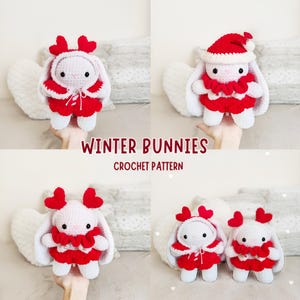 Pode incluir: Quatro peluches de coelho branco de crochê vestindo roupas de inverno vermelhas e brancas. Os coelhos têm corações vermelhos como orelhas e usam cachecóis vermelhos e brancos. O texto "WINTER BUNNIES CROCHET PATTERN" é exibido abaixo dos coelhos.