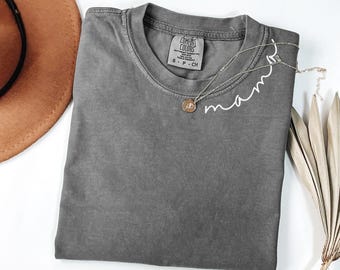 Comfort Colors® Mama Shirt, Gift For Mothers Day, Birthday Mama Outfit, Mama Neck T-shirt, Christmas Mama Shirt, Christmas Gift for Mom.