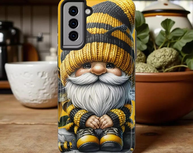 Bumble Bee Gnome Protective Phone Case