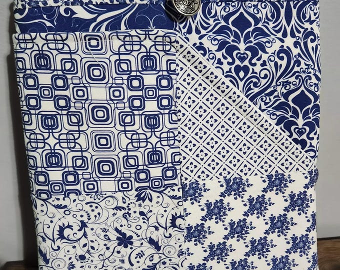 Shades Of Blue Pattern Padded Kindle eReader Tablet Cover Carrier With Big Front Pocket