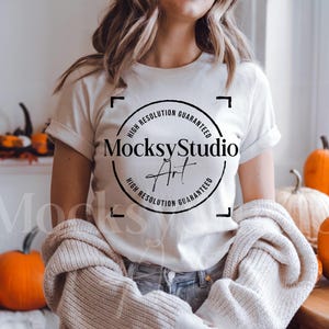 Bella Canvas 3001 weißes Shirt Mockup, Halloween T-Shirt Mockup, Herbst Shirt Mockup, weißes T-Shirt flach gelegt, Unisex Shirt Mockup digitaler Download