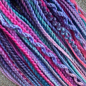 Colorful Synthetic Braids Hair Extensions Hypoallergenic Extra Soft and Save Bright Three-strands and Textured Braids