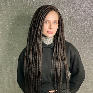 Extensiones de cabello sintético de ganchillo con rastas color marrón chocolate oscuro, hechas a mano, con trenzas, textura grumosa, hipoalergénicas, extra suaves y seguras.