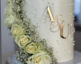 1- Cakecharm mit 2 Initialen, Buchstaben, Caketopper
