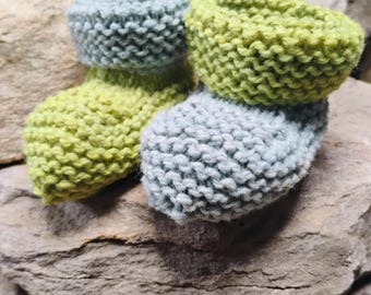 Hand Knit Baby Hat - Natural Dyed VT Wool - indigo blue