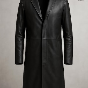 アーバン・ウォーデン・コート – ミニマリストなブラックマットレザートレンチコート | ノッチドラペルと隠しジップを備えたネオノワールユニセックスオーバーコート