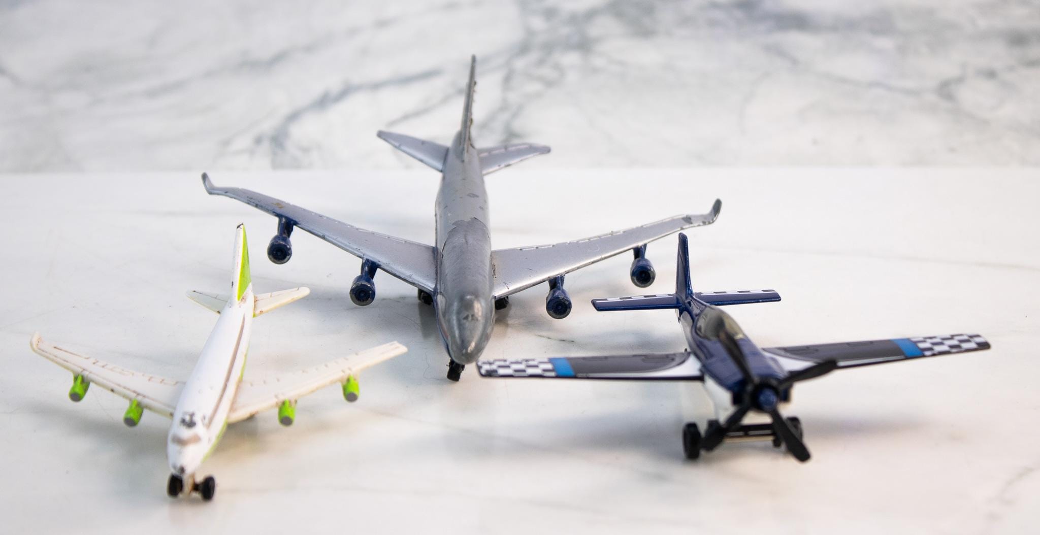 Toy airplane 747 - Etsy 日本