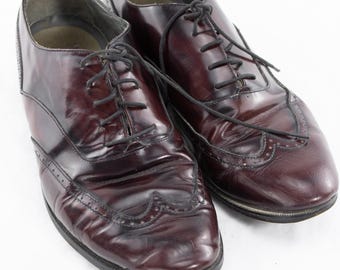 Vintage Thom McAn Burgundy Leather Oxford Wingtips | Men’s 9.5M | Rustic Formal Charm