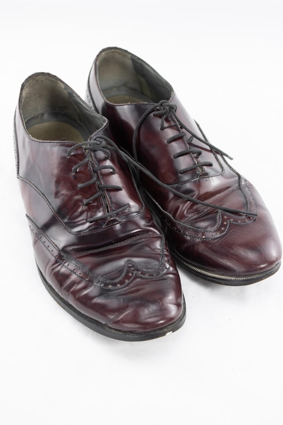 Vintage Thom Mcan Burgundy Leather Oxford Wingtips | Men display picture 1