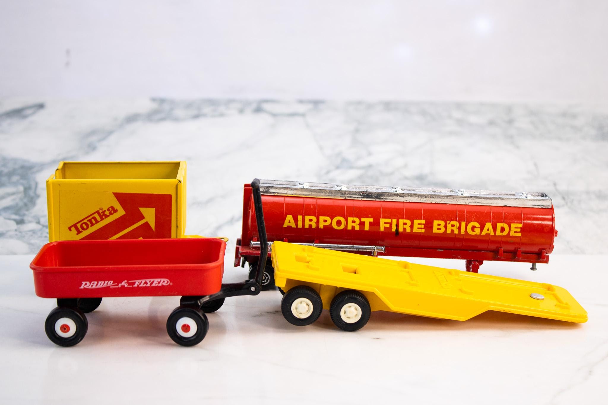 Tonka car carrier - Etsy 日本