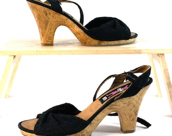 Vintage-inspirierte K9 Sandalen aus schwarzem Kork - Größe 8 / Rustic Glam!