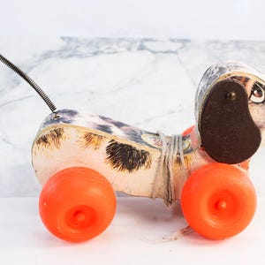 Juguete de arrastre Little Snoopy de Fisher-Price de 1965, n.° 693 — Cuerpo de madera original