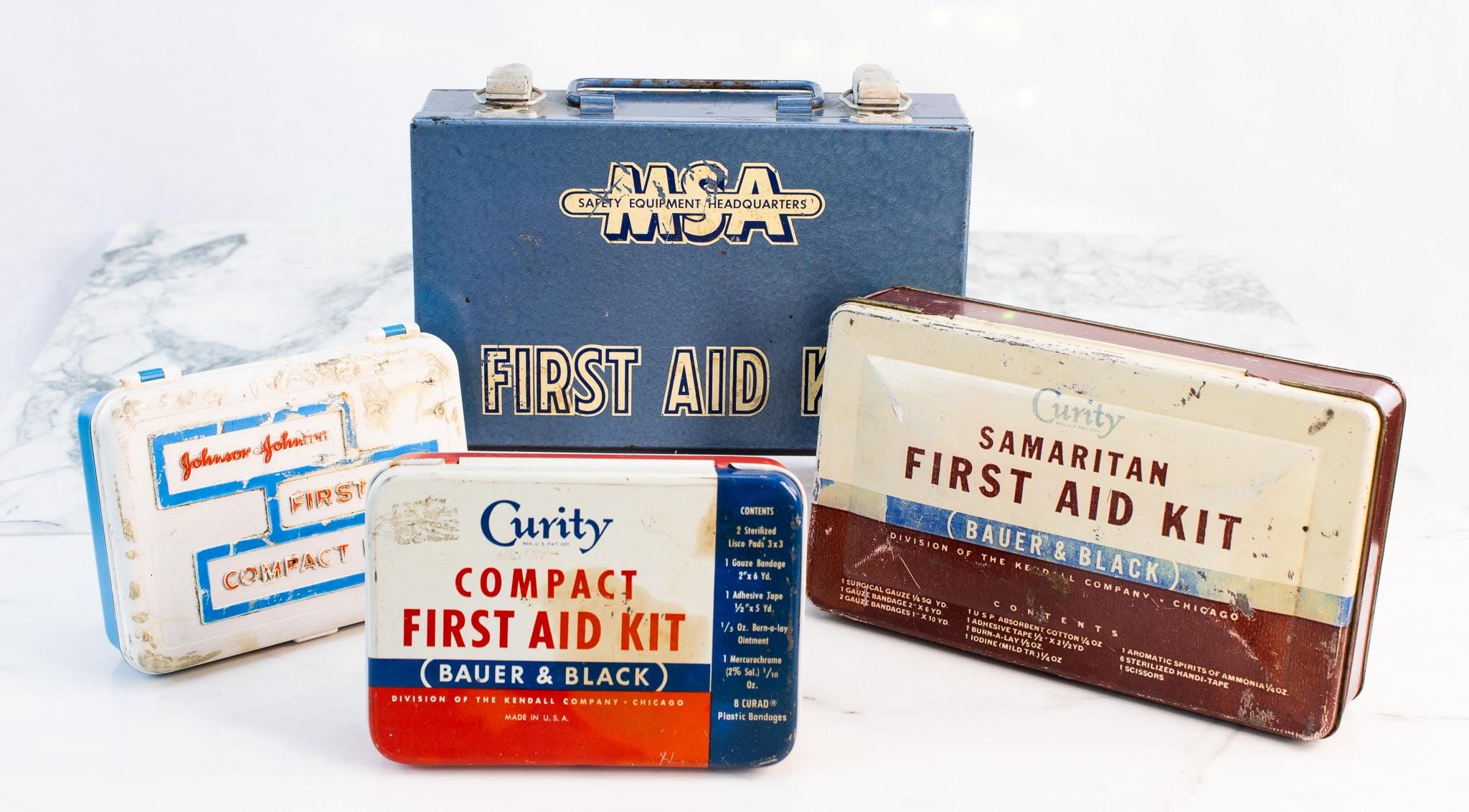 Vintage johnson and johnson first aid kit - Etsy 日本