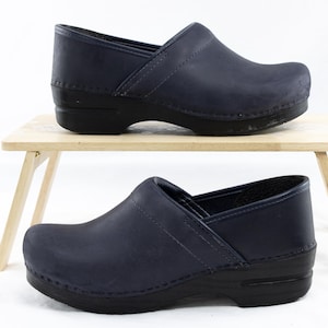 Dansko Professional Clogs | Size EU 40 US 9.5–10 | Navy Oiled Leather Slip-On Comfort Work Shoes