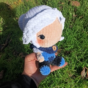 Handmade Valorant Jett Plushie: Velvet Yarn Gamer Gift