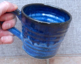 Coffee mug tea cup in stoneware hand thrown ceramic handmade pottery wheelthrown ready to ship