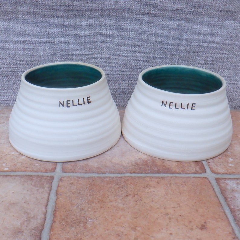 Pair of personalised large spaniel dog food and water bowls long eared ears dish hand thrown stoneware pottery wheelthrown ceramic handmade image 1