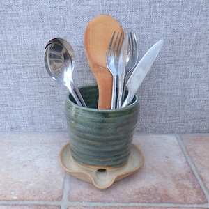 Escurridor de cubiertos y utensilios, porta cepillos de dientes, cerámica de gres torneada a mano, hecha a mano.