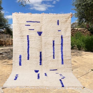 Handmade Beni Ourain Rug: Moroccan Berber Wool Area Rug
